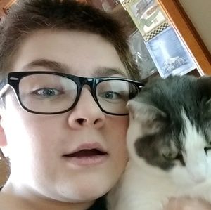 Meet your Posher, Gavin